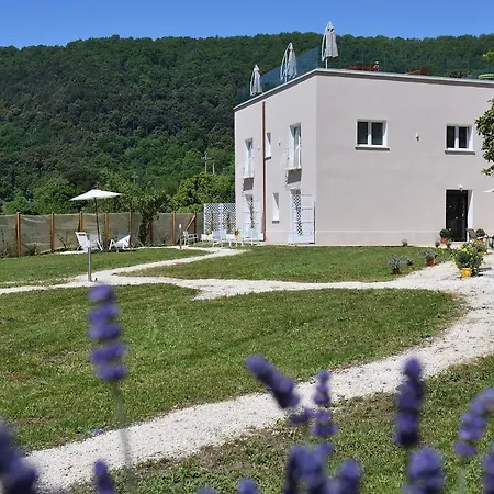Il Di 4* Nemi