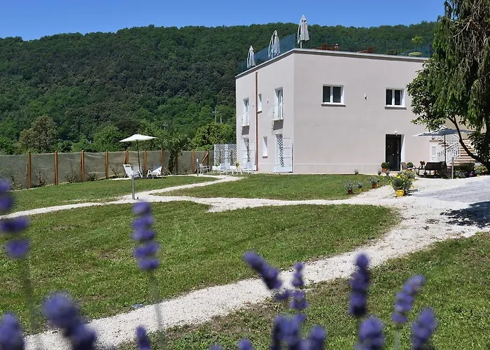 Il Di 4* Nemi